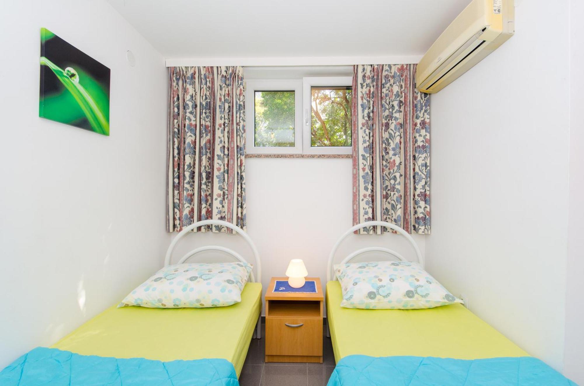Molo View Apartment Ровинь Экстерьер фото